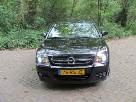 Opel Vectra - 2.2-16V V-line - 1