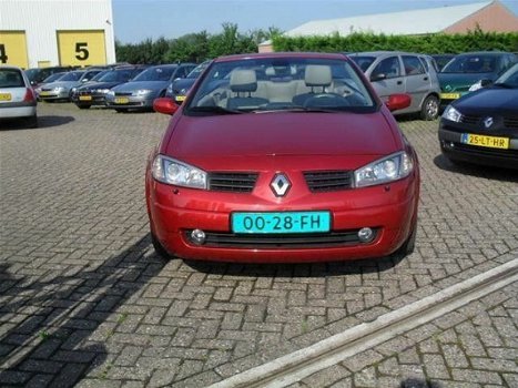 Renault Mégane Cabrio - 2.0 16V 120KW AUTCOM E4 - 1