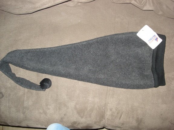 Warme grijze fleece punt muts maat 1 tot 2 jaar nieuw - nr. 1