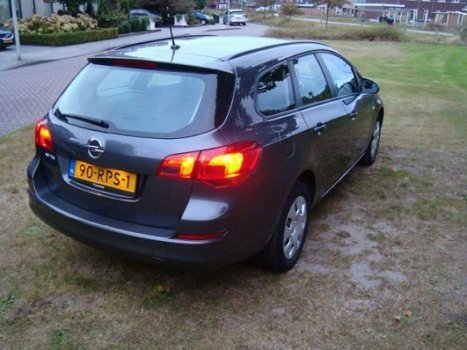 Opel Astra Sports Tourer - EDITION/2011/AUDIO - 1