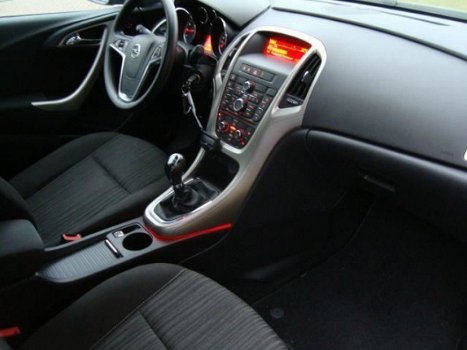 Opel Astra Sports Tourer - EDITION/2011/AUDIO - 1