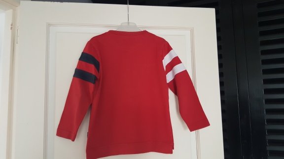 Red and Blu rode longsleeve maat 116 - 3