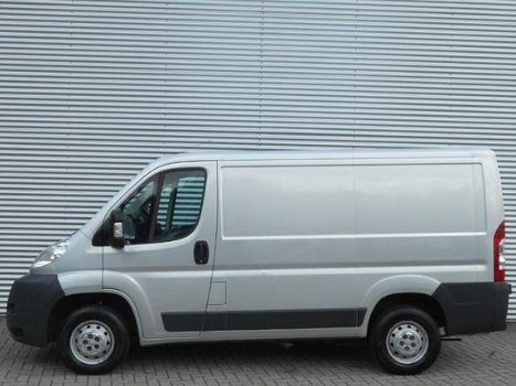 Peugeot Boxer - 330 2.2 HDI L1H1 / 1E EIGENAAR / PDC / V.HAAK - 1