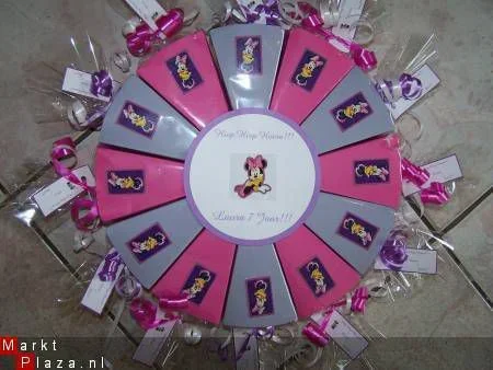 Disney Minnie Mouse Traktatie Taart - 1