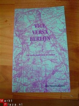 Vice versa Berlijn door Miel Nieuwenhuizen - 1