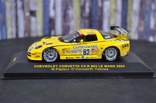Corvette C5-R Le Mans 2004 NO 63 1:43 Ixo - 2