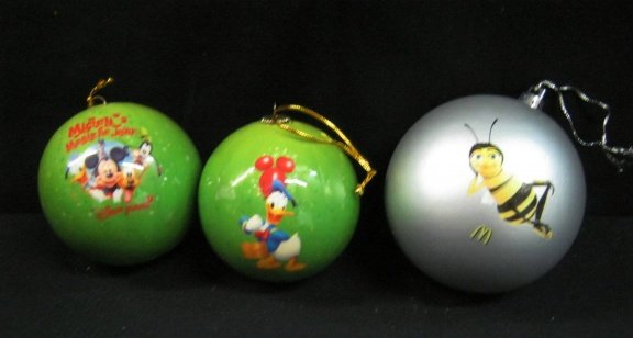 3 verzamel kerstballen 2 Disney groen/1 MacDonalds zilver,Nw - 1