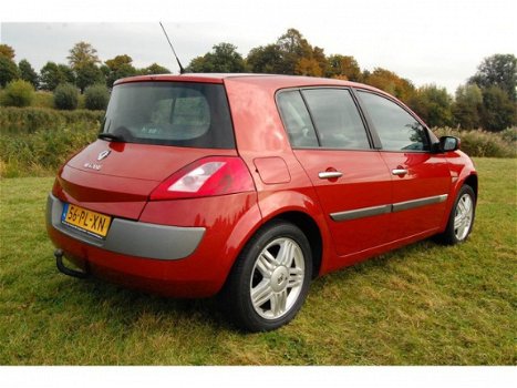 Renault Mégane - Megane Dyn. Comfort 1.6 16V - 1