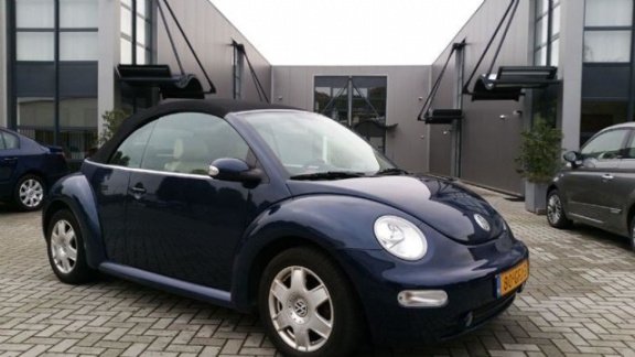 Volkswagen New Beetle Cabriolet - 1.6 - 1