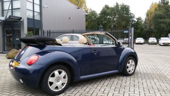 Volkswagen New Beetle Cabriolet - 1.6 - 1