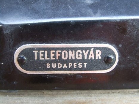 vintage telefoon van bakeliet (Hongaars) - 4