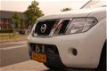 Nissan Navara - 2.5 dCi Dubbele cabine - Grijs kenteken - 1 - Thumbnail