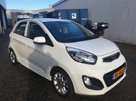 Kia Picanto - 1.0 51KW 5-DRS met Led verlichting, Airco, LM velgen en nog veel meer - 1