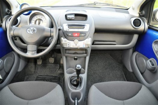 Toyota Aygo - 1.0-12V Comfort in zeer goede staat met airconditioning - 1