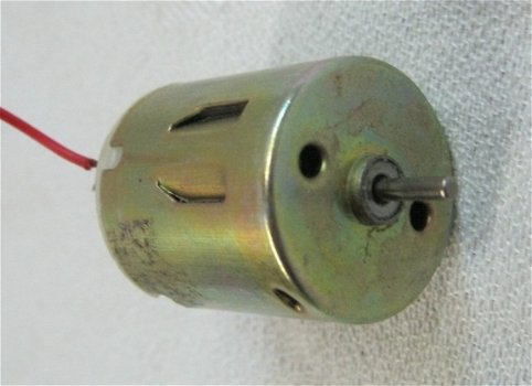 Elektro micromotor, borstelloos,1.5 tot 4.5 volt DC,z.g.a.n. - 2