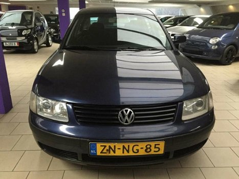 Volkswagen Passat - 1.9 TDI - 1