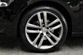 Volkswagen Golf - 2.0 TDI 150 pk navi 18 inch R-line stoelverwarming Lmv Comfortl - 1 - Thumbnail