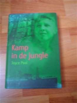 Kamp in de jungle door Joyce Pool - 1