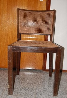 Mooie vintage stoel uit de vorige eeuw van tropisch? Hardhout, Rotan rugleuning en zitting