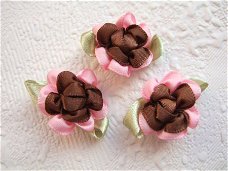Schattige bloem van lint ~ Roze / Bruin