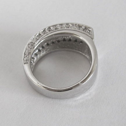 NIEUW Strakke zilveren RING met zirkonia's. Verkrijgbaar in 5 ring maten INCLUSIEF VERZENDEN! - Afbeelding 6