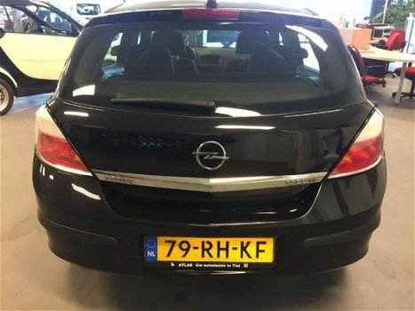 Opel Astra - 1.7 CDTI Esesentia - 1