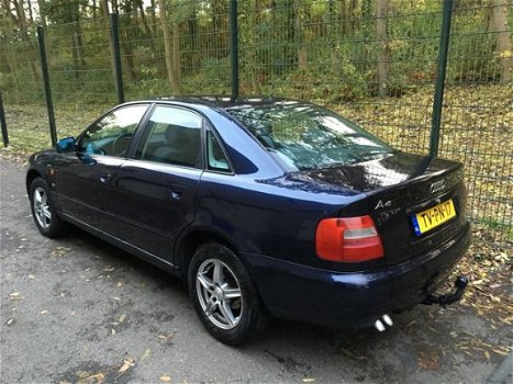 Audi A4 - YOUNGTIMER 1.9 TDI Advance - 1