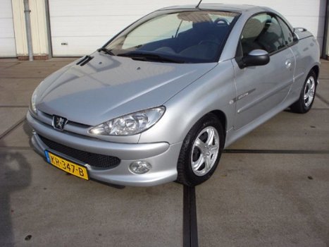 Peugeot 206 CC - 2.0-16V - 1