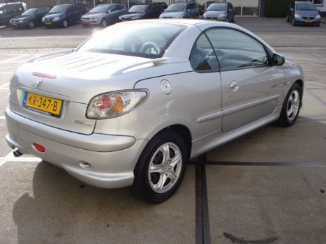 Peugeot 206 CC - 2.0-16V - 1