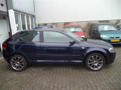 Audi A3 - 2.0 FSI Attraction | RIJBAAR | AUTOMAAT NIET 100% | - 1