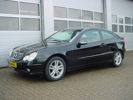 Mercedes-Benz C-klasse - C 220CDI SPORTCOUPE - 1