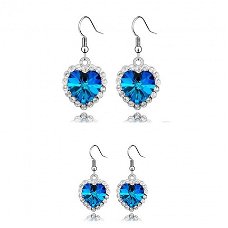 1001 oorbellen swarovski kristallen hartjes blauw met heldere kristalletjes titanic earrings goldpla