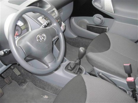 Toyota Aygo - 1.0 VVT-i Comfort 5drs - 1