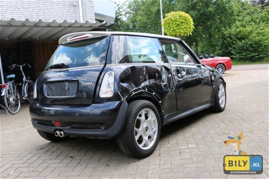 BILY in Enter Mini Cooper S R53 Coupe 1.6 Astro Black Metallic sloopauto - 2