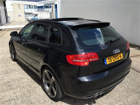 Audi A3 Sportback - S-Line 2.0TDI 125 KW met Panoramadak, Navi, Xenon met Led, Leder - 1