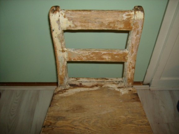 kinder stoeltje van hout - Afbeelding 2
