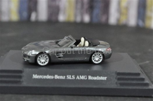 Mercedes AMG cabrio grijs 1:87 Herpa - 2