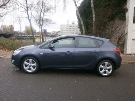 Opel Astra - 1.6 Edition - 1