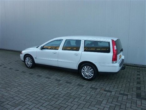 Volvo V70 - 2.4 D5 - 1