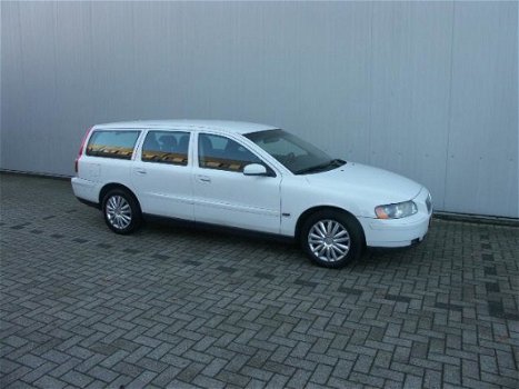 Volvo V70 - 2.4 D5 - 1