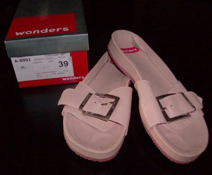 Roze sandalen mt 39 - 1