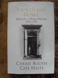 The Goldfish Bowl - Cherie Booth & Cate Haste bij Stichting Superwens!