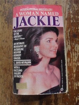 A Woman Named Jackie - C. David Heymann bij Stichting Superwens! - 1