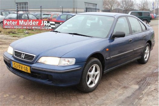 Honda Accord - 2.0i - 1