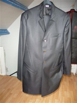 Mooi zwart pak van het Italiaanse dure merk Archetipo - 2