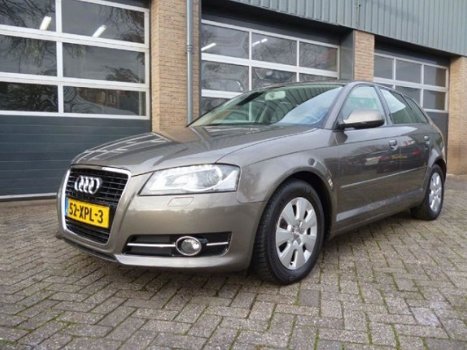 Audi A3 Sportback - 1.6 TDI Ambition Advance Xenon navi - 1