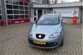 Seat Toledo - 2.0 FSI STYLANCE orginele Nederlandse auto - RIJKLAAR PRIJS Zeer ruime auto - trekhaak - 1 - Thumbnail