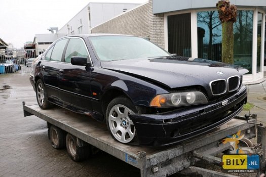 BILY BMW E39 520i Sedan 2000 in onderdelen - 2