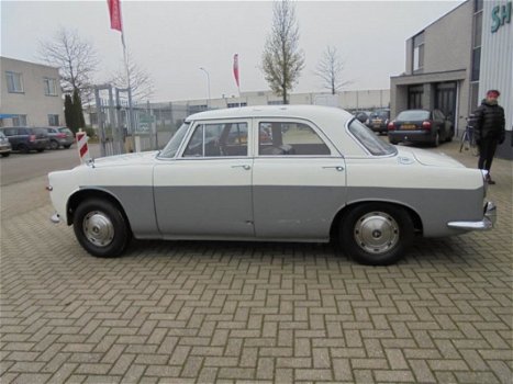 Rover P5 - 3.0l mk2 4 deurs - 1