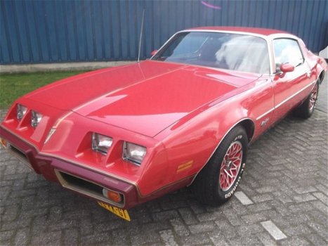 Pontiac Firebird - ESPRIT - 1